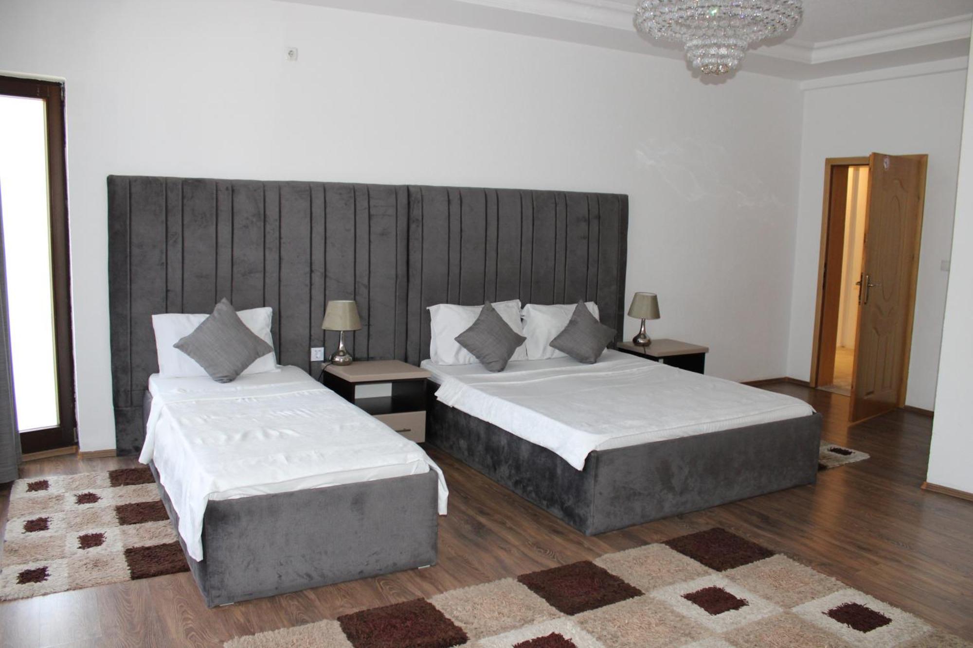 Hotel Cleon Prizren Exterior photo
