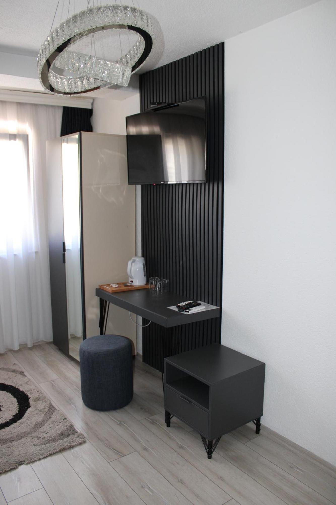 Hotel Cleon Prizren Exterior photo